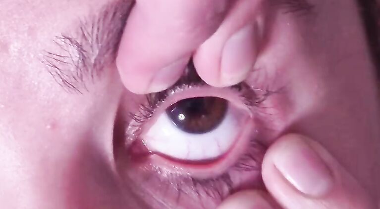 Cum dumpster gets a full cumshot into her open eye | talking