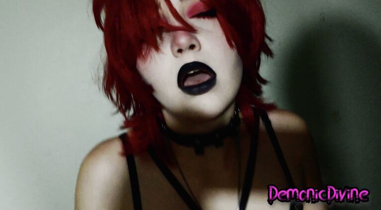 The SEXY Weird GOTH Girl Invites You Over to SUCK your COCK