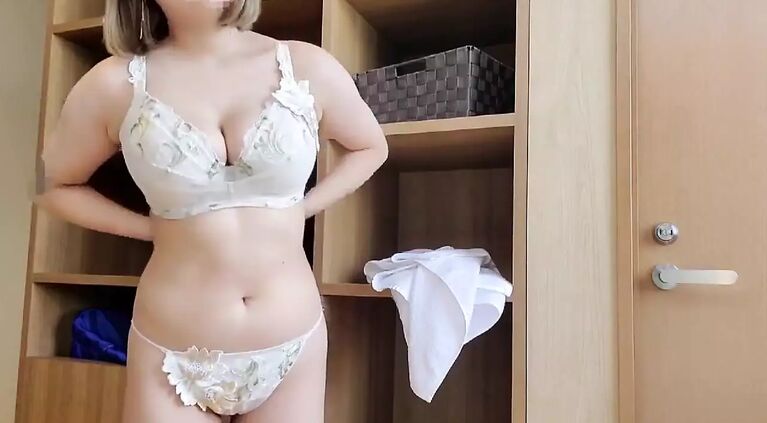 Asian Angel 14124