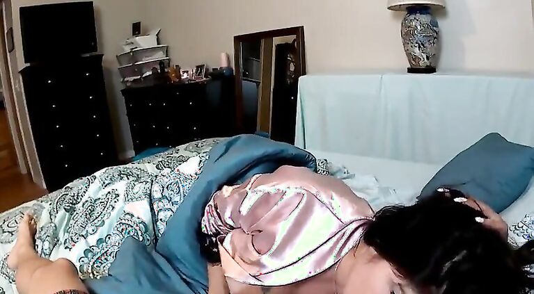 Stepson Seduces Stepmom During Vacation E3