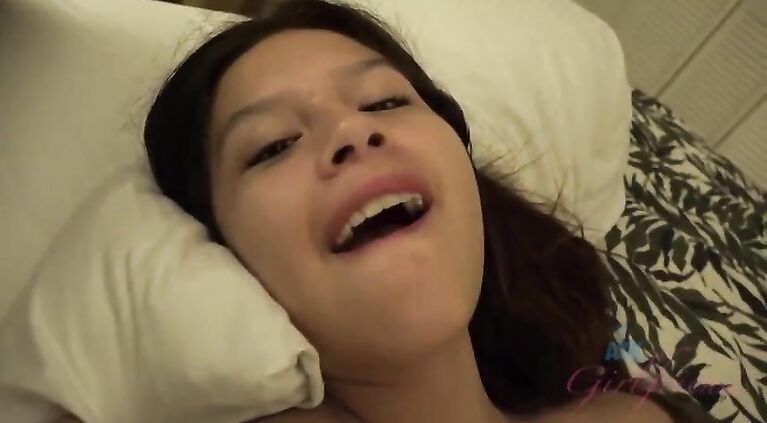 Zaya Cassidy Pregnant and Horny Gets a Creampie