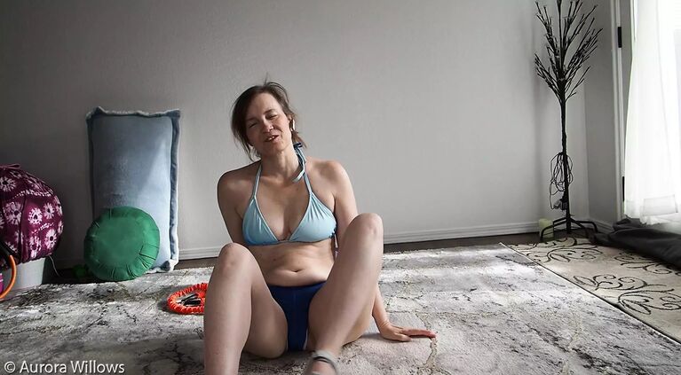 Aurora Willows - Today's mobility workout 1
