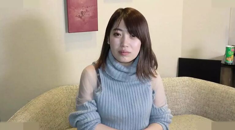 A big-breasted Japanese married woman who likes to be caressed gets a blowjob, masturbates and gets creampied uncensored