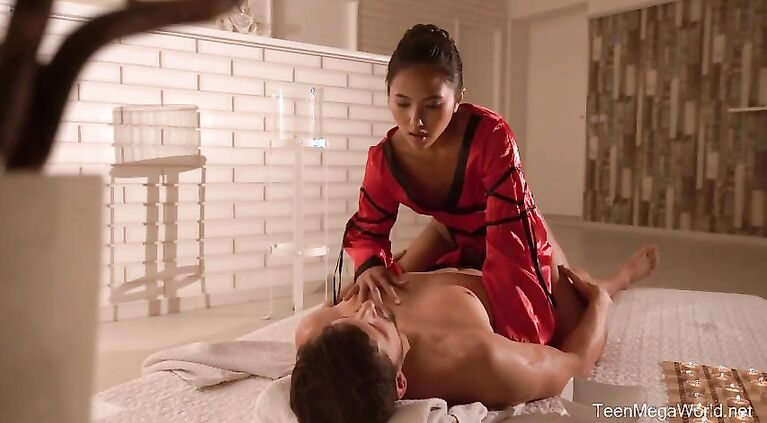 TeenMegaWorld - Tricky-Masseur - Thai massage