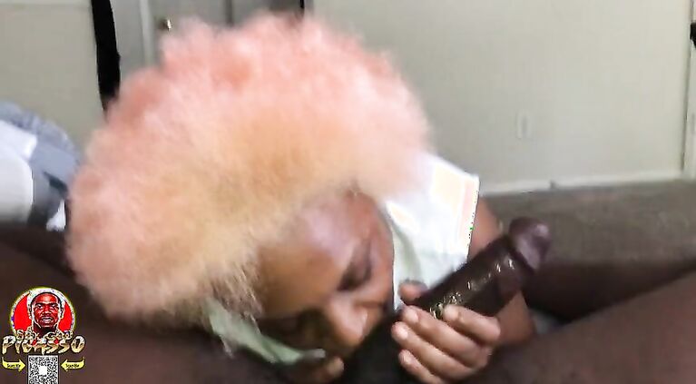 Bubble Gum Blowjob Facial